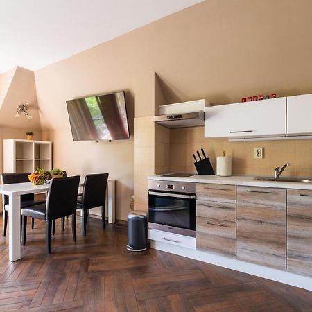 Quiet & Modern Maisonette Varna Bagian luar foto