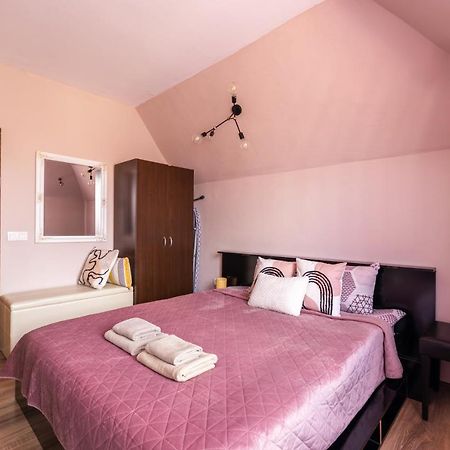 Quiet & Modern Maisonette Varna Bagian luar foto
