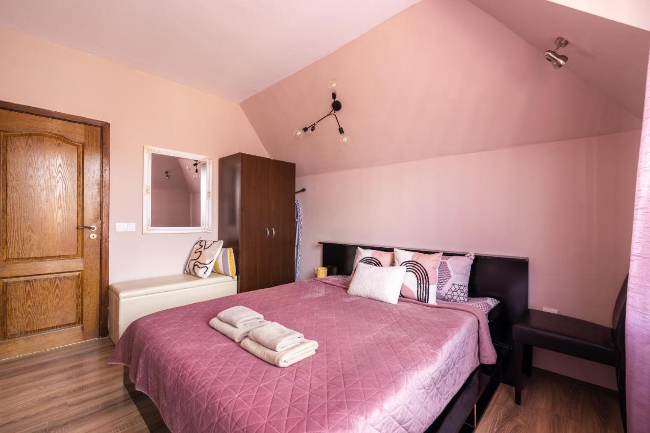Quiet & Modern Maisonette Varna Bagian luar foto